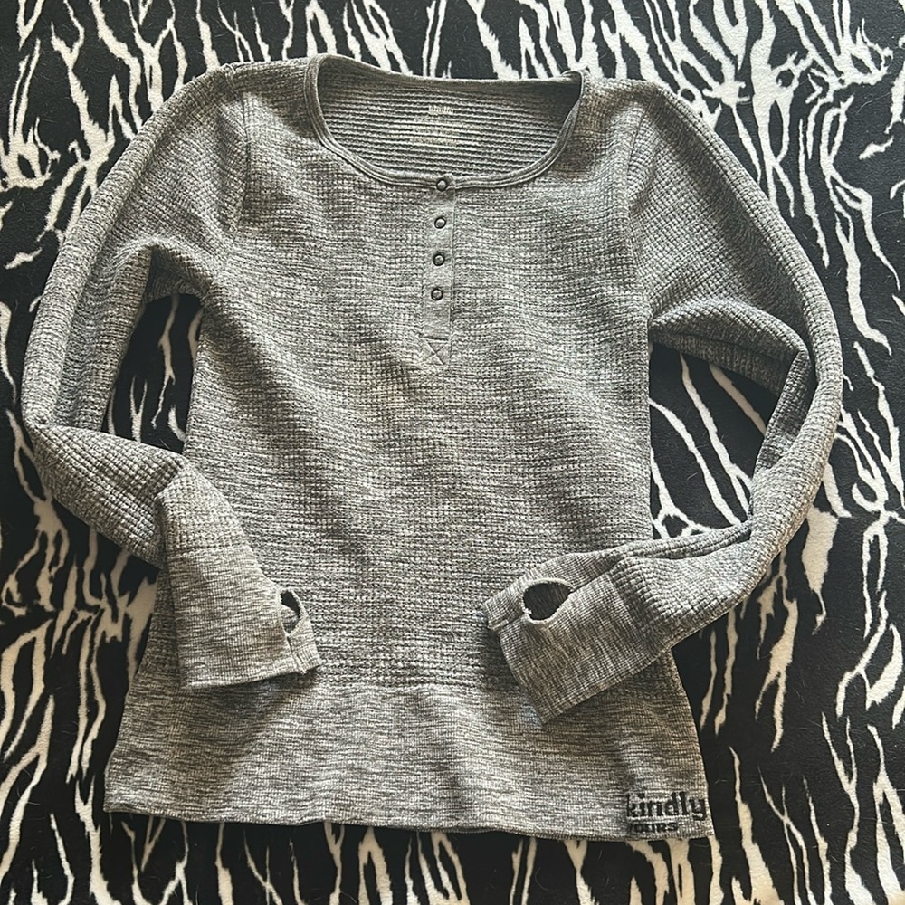 Kindly yours, gray athletic shirt